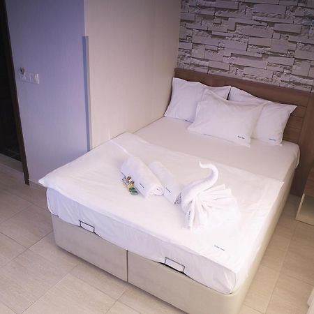 Golden Stone Butik Otel Çeşme Esterno foto