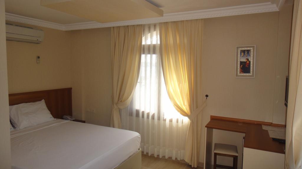 Golden Stone Butik Otel Çeşme Camera foto